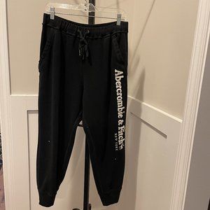 Women's Abercrombie & Fitch softAF Classic Logo Jogger - Black - Size XL